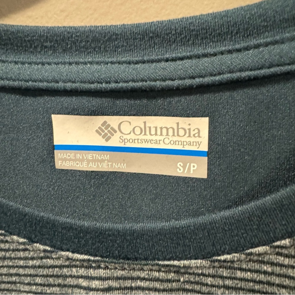 COLUMBIA Long Sleeve Base Layer Top, Teal with white stripes, Women’s Small, EUC - Picture 3 of 9